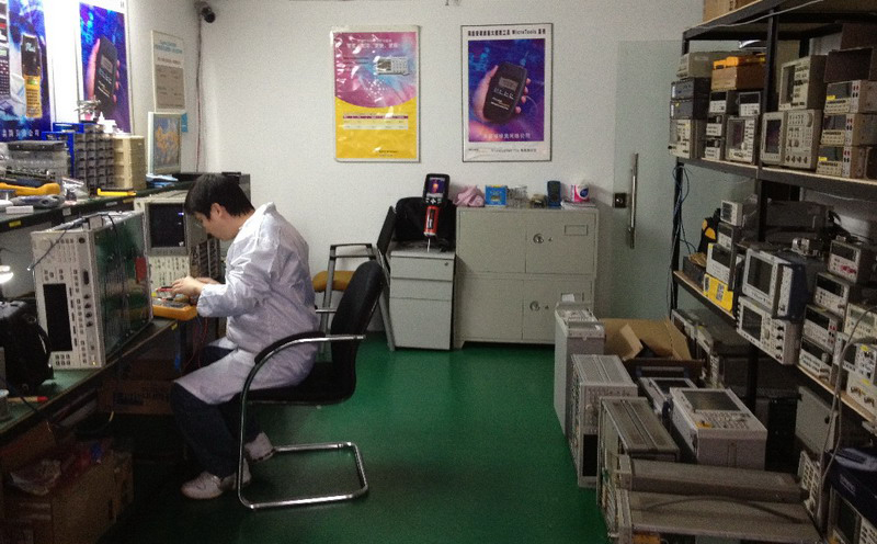 儀表工在修理儀表-http://www.yigongchang99.com/tech/1228.html